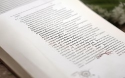 诗歌怎么排版，诗歌怎么排版好看