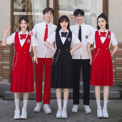 中学诗歌朗诵，如何让青春之声更动人？-图3