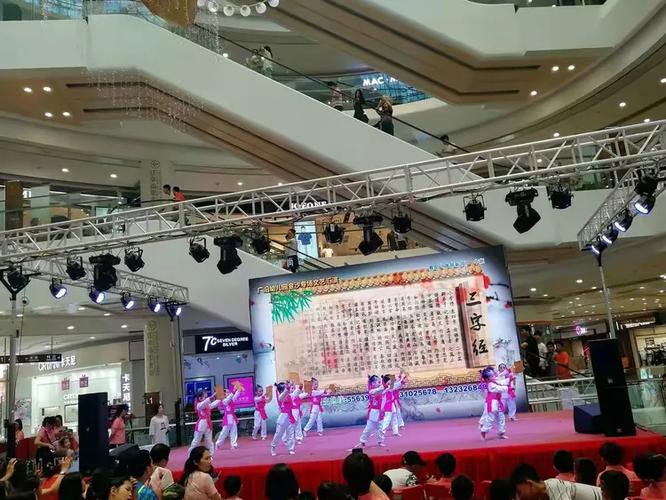 不想长大诗歌朗诵,不想长大诗歌朗诵稿-图2 不想长大诗歌朗诵,不想长大诗歌朗诵稿-图2