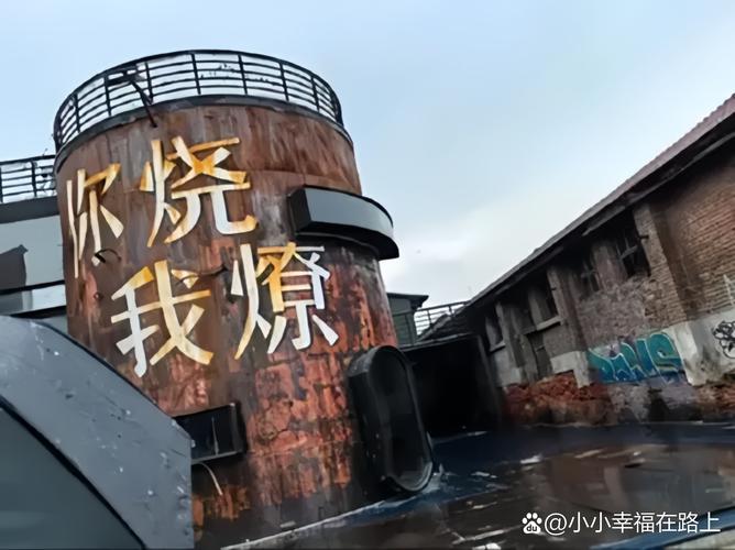 诗歌工厂，批量生产诗魂？-图2